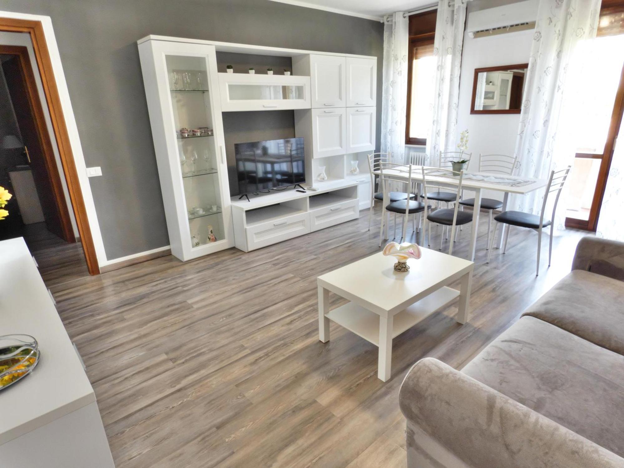 데센자노델가르다 Welcome House Desenzano Center 아파트 외부 사진