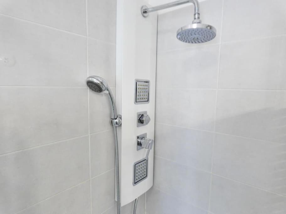 데센자노델가르다 Welcome House Desenzano Center 아파트 외부 사진