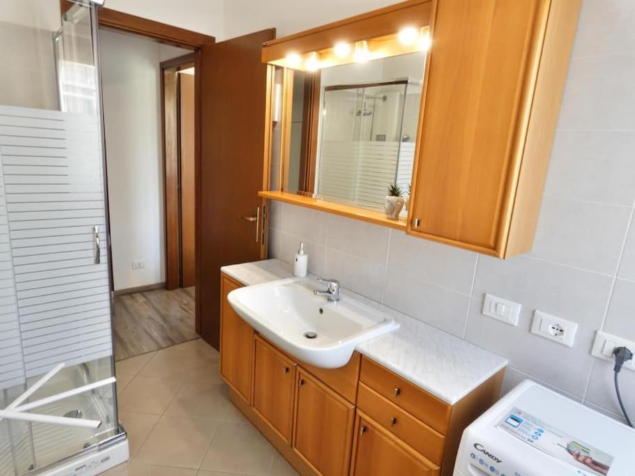 데센자노델가르다 Welcome House Desenzano Center 아파트 외부 사진